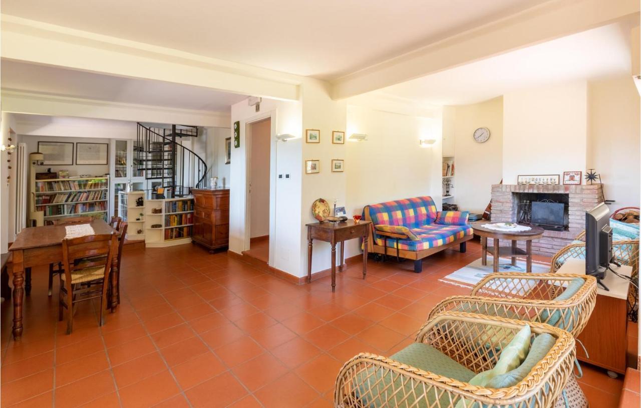 Nice Home In San Giustino Pg Ngoại thất bức ảnh